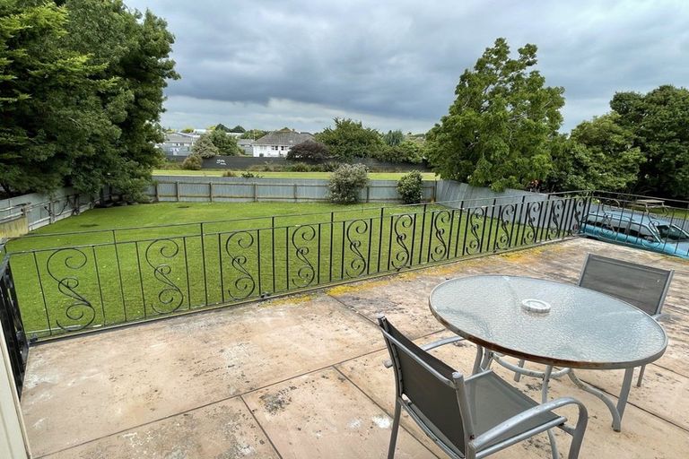 Photo of property in 16 Mersey Terrace, Roslyn, Palmerston North, 4414