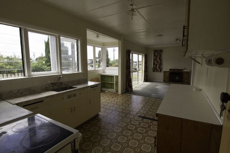 Photo of property in 29 Campbell Street, Hawera, 4610