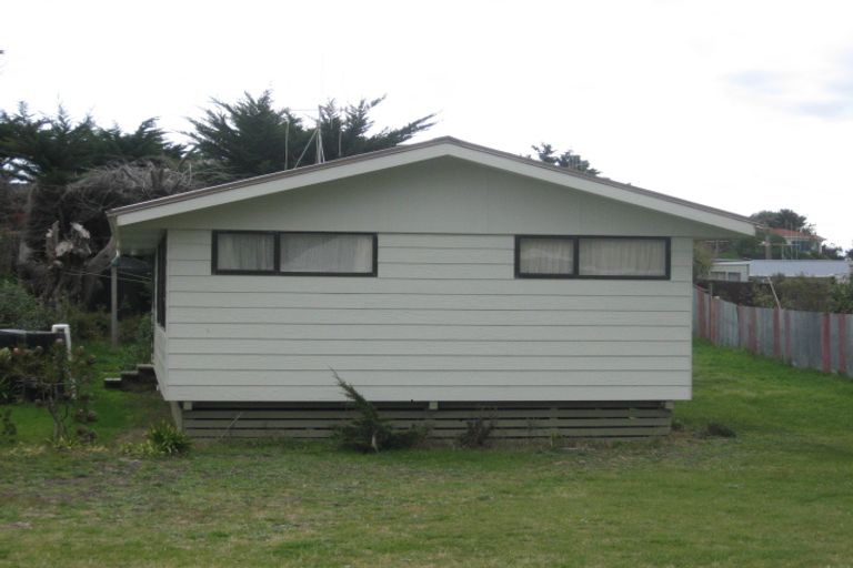 Photo of property in 163 Park Avenue, Waitarere Beach, Levin, 5510