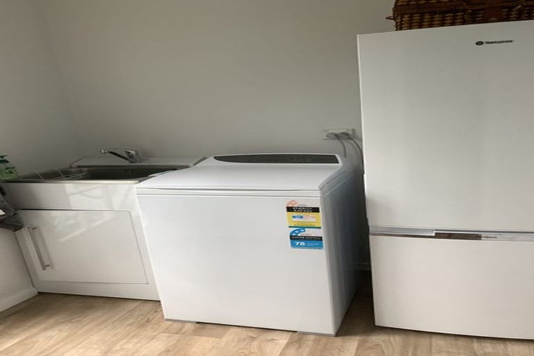 Photo of property in 9 Coates Street, Westport, 7825