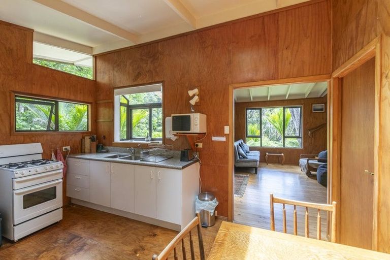 Photo of property in 126 Waihirere Drive, Tuateawa, Coromandel, 3583