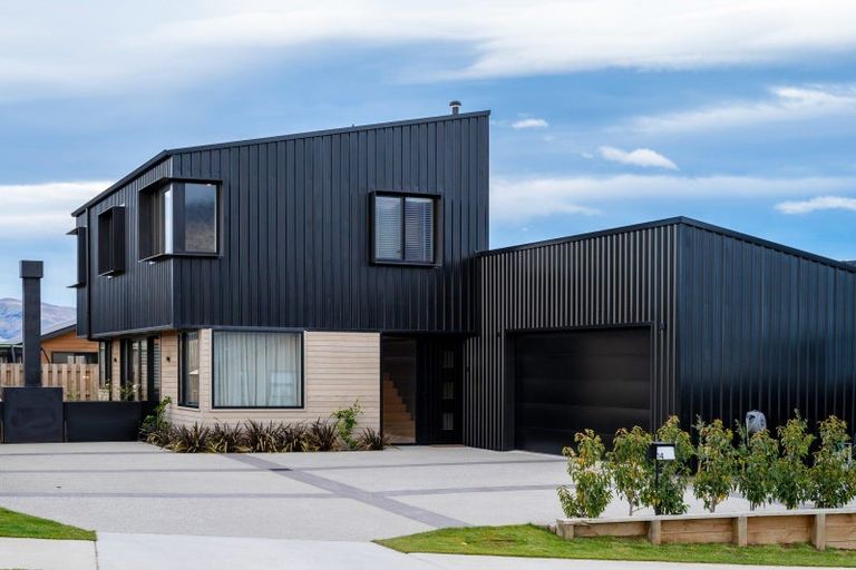 Photo of property in Northlake, 14 Riverslea Road, Wanaka, 9305