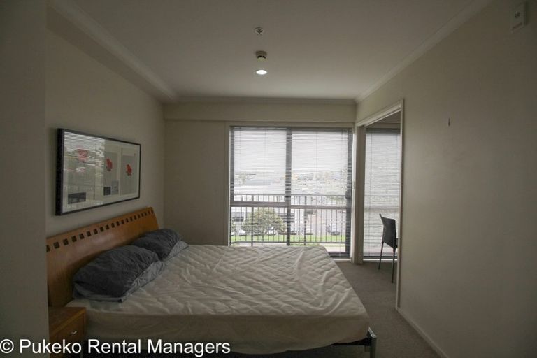 Photo of property in The Rennaissance, 3d/18 Ronwood Avenue, Manukau, Auckland, 2104