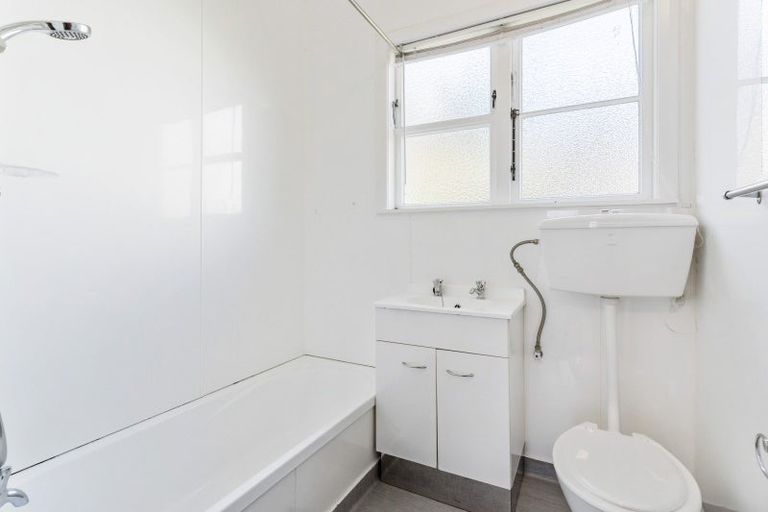 Photo of property in 1/26 Byron Avenue, Takapuna, Auckland, 0622