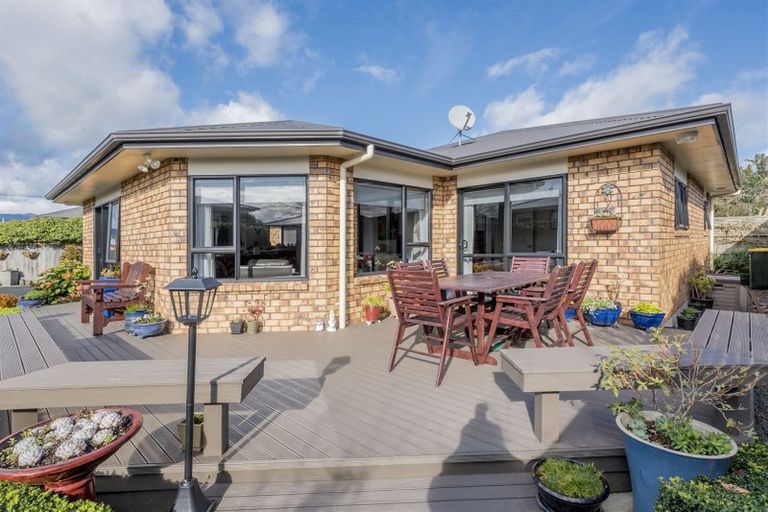 Photo of property in 23b Queenwood Road, Levin, 5510