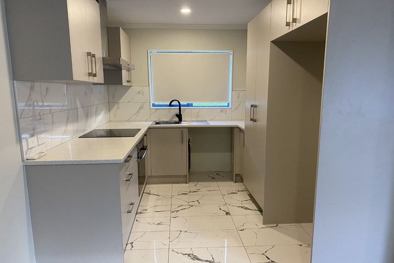 Photo of property in 33a Scotts Road, Manurewa East, Auckland, 2102
