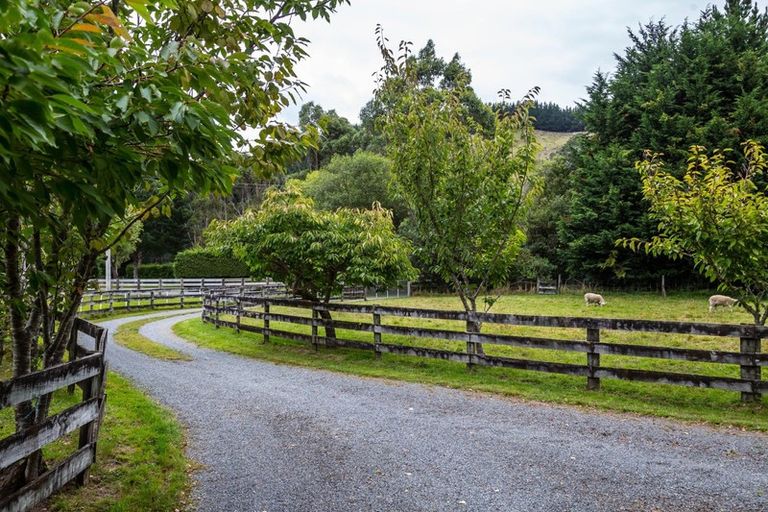 Photo of property in 1789 State Highway 2, Kaitoke, Upper Hutt, 5018