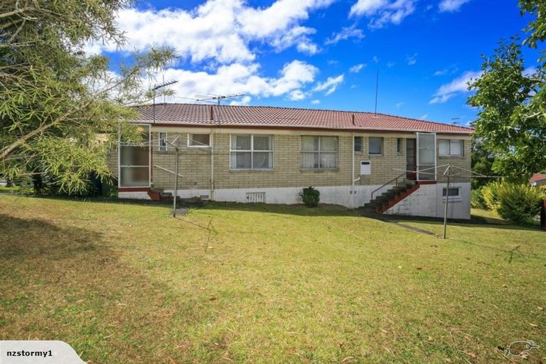 Photo of property in 1/8 Northwick Place, Hillcrest, Auckland, 0627