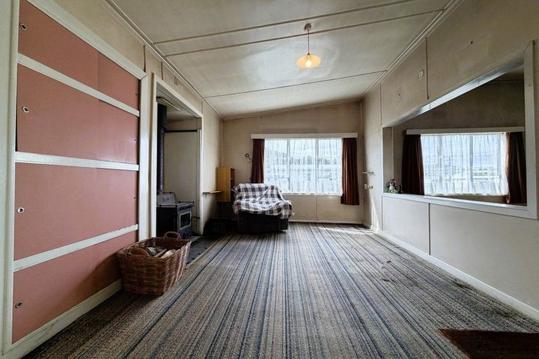 Photo of property in 137 Ward Street, Cobden, Greymouth, 7802