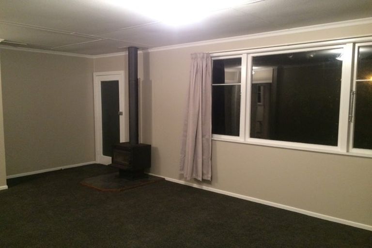 Photo of property in 116 Ruamahanga Crescent, Terrace End, Palmerston North, 4410