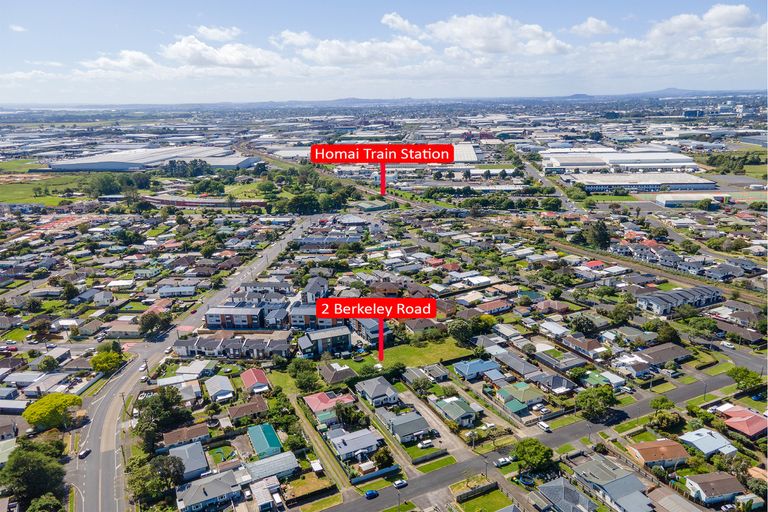 Photo of property in 2 Berkeley Road, Manurewa, Auckland, 2102