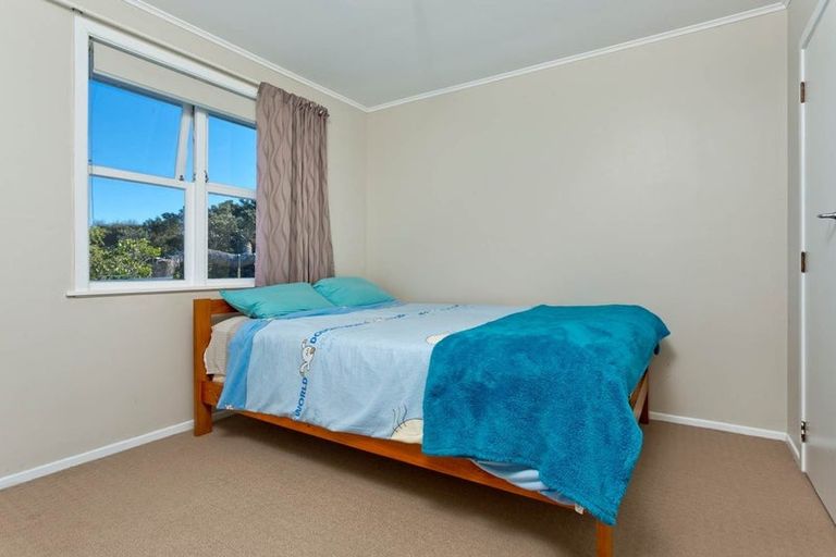 Photo of property in 598 Glenfield Road, Bayview, Auckland, 0629