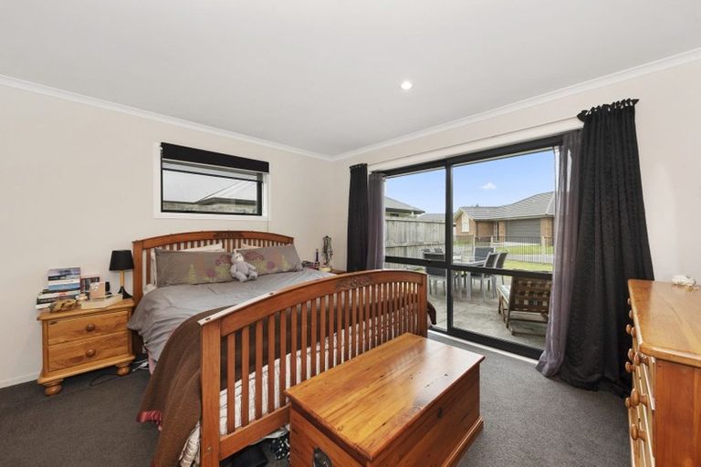 Photo of property in 15 Oolong Court, Huntington, Hamilton, 3210