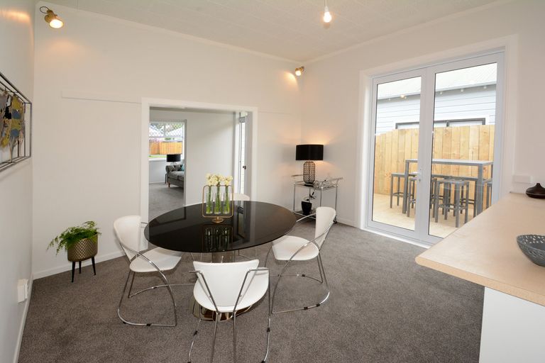 Photo of property in 15 West Avenue, Saint Clair, Dunedin, 9012