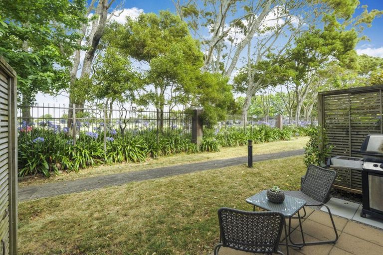 Photo of property in 47/42 Holly Street, Avondale, Auckland, 1026