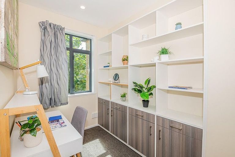 Photo of property in 90a Khandallah Road, Khandallah, Wellington, 6035