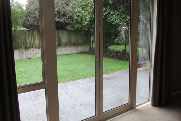 Photo of property in 22b Taupata Street, Redcliffs, Christchurch, 8081