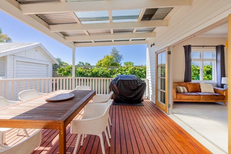 Photo of property in 6 Thistle Street, Napier South, Napier, 4110