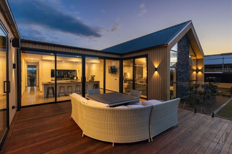 Photo of property in 83 The Esplanade, Pegasus, 7612