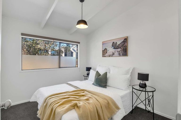 Photo of property in 1/9 Titoki Street, Te Atatu Peninsula, Auckland, 0610