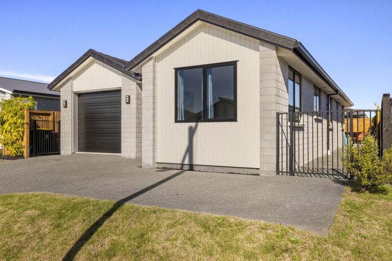Photo of property in 14 Te Wharo Drive, Papamoa, 3118