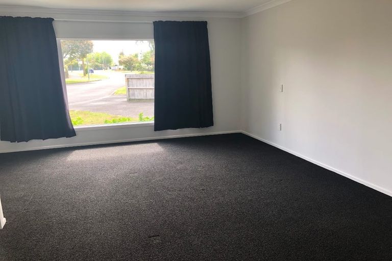 Photo of property in 11 Moncrieff Avenue, Fairfield, Hamilton, 3214
