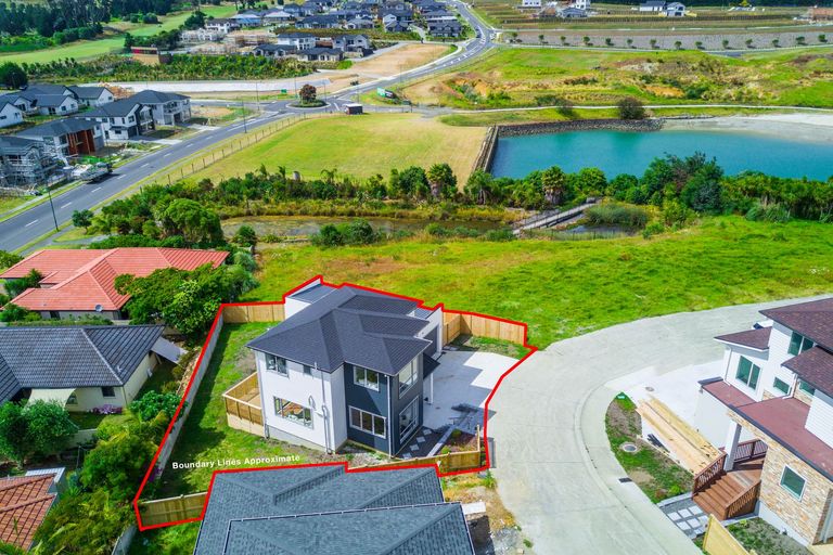 Photo of property in 136 Voyager Drive, Gulf Harbour, Whangaparaoa, 0930