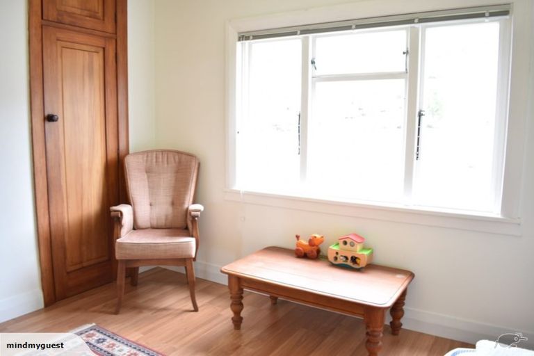 Photo of property in 56 Tanera Crescent, Brooklyn, Wellington, 6021