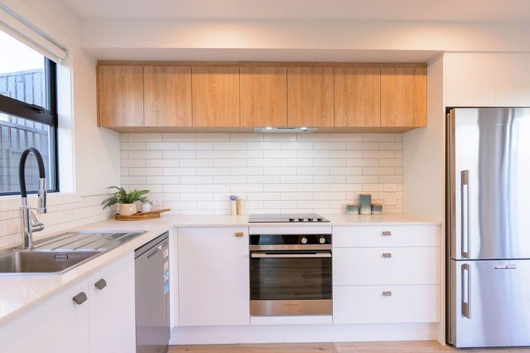 Photo of property in 164a Marine Parade, New Brighton, Christchurch, 8083