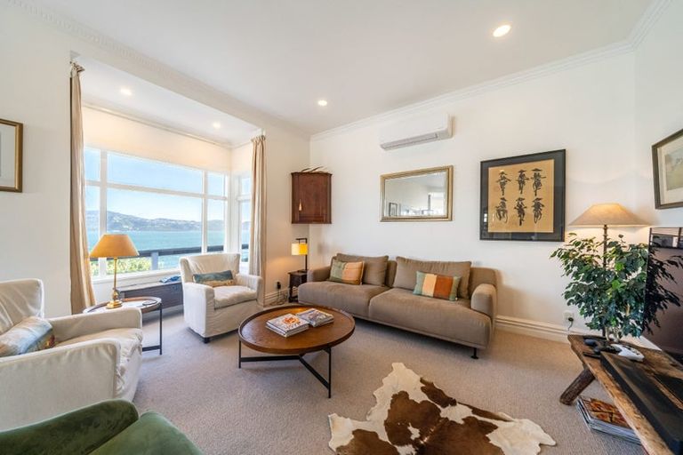 Photo of property in 9 Maida Vale Road, Roseneath, Wellington, 6011