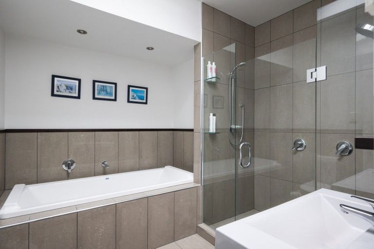 Photo of property in 110a Weraroa Road, Levin, 5510