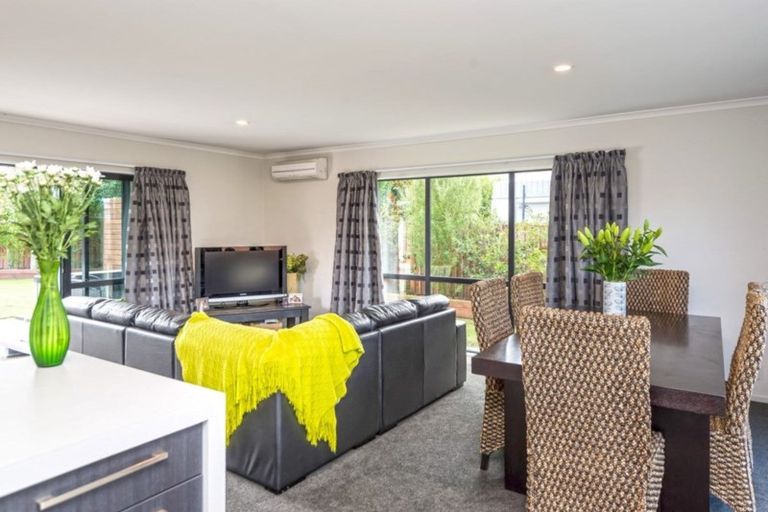 Photo of property in 7 Teagarden Close, Mairehau, Christchurch, 8052