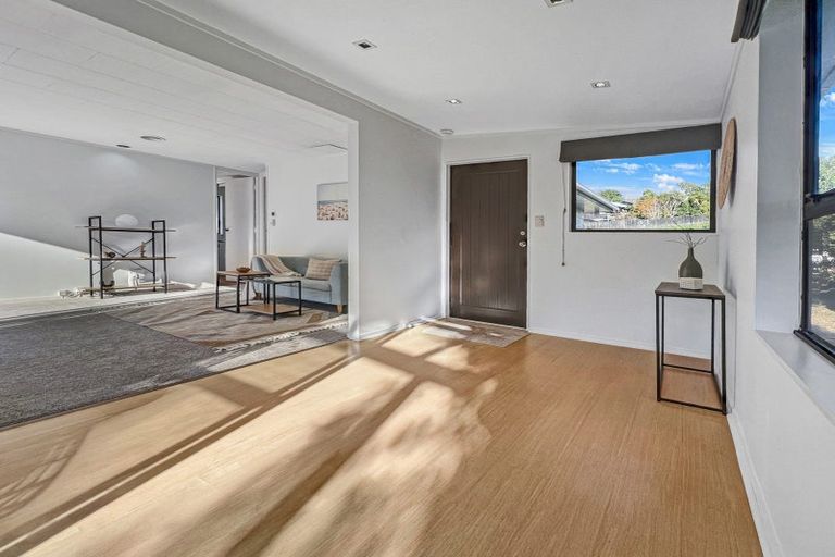 Photo of property in 6 Mataura Place, Clover Park, Auckland, 2019