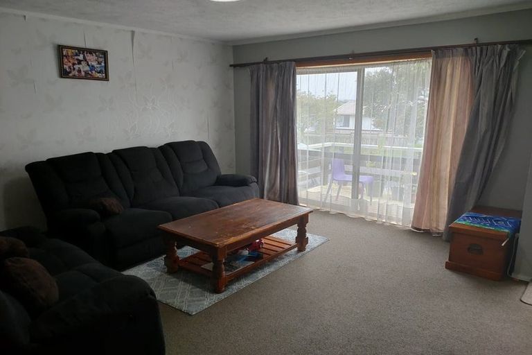 Photo of property in 3/15 Seabrook Avenue, New Lynn, Auckland, 0600