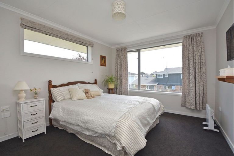Photo of property in 49 Orwell Crescent, Newfield, Invercargill, 9812
