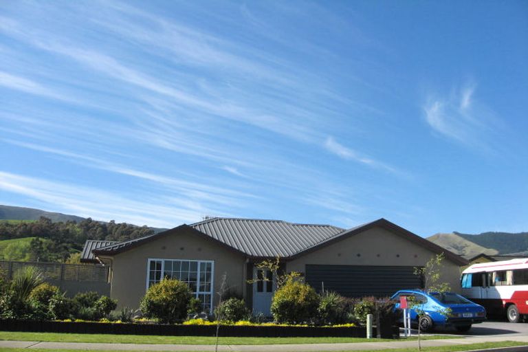 Photo of property in 4 Covent Drive, Stoke, Nelson, 7011