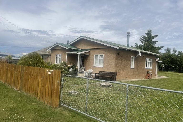 Photo of property in 1 Dungannon Street, Ranfurly, 9332