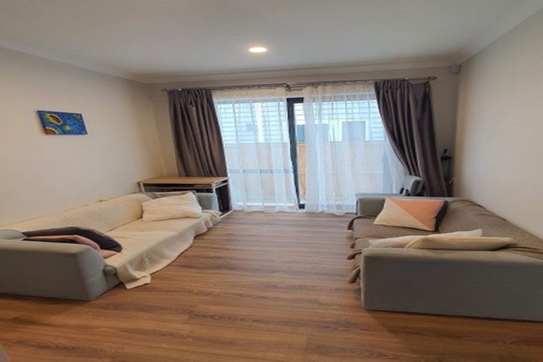 Photo of property in 57 Donegal Park Drive, Flat Bush, Auckland, 2019