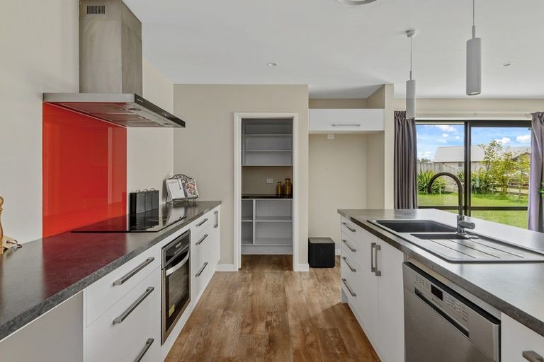 Photo of property in 22 Dunlop Crescent, Rolleston, 7614