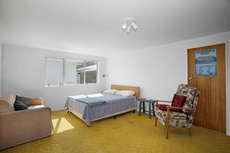 Photo of property in 22 Berkeley Road, Wainuiomata, Lower Hutt, 5014