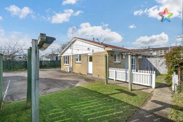Photo of property in 2/62 Ararino Street, Trentham, Upper Hutt, 5018