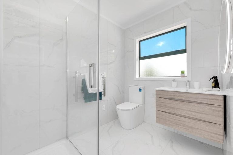 Photo of property in 1/55 Alfriston Road, Manurewa East, Auckland, 2102