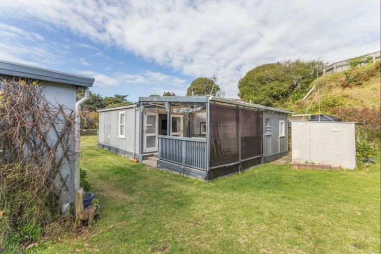 Photo of property in 145 Kahukura Avenue, Waitarere Beach, Levin, 5510