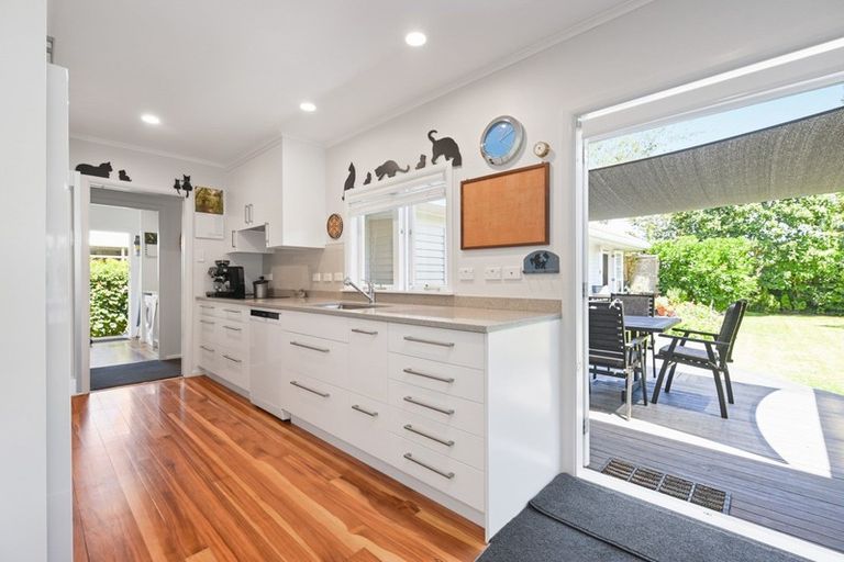 Photo of property in 5 Vectis Road, Hillcrest, Hamilton, 3216