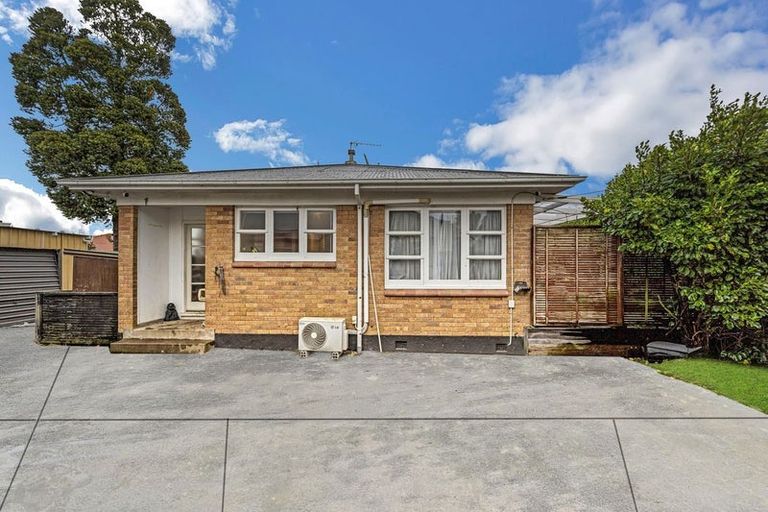 Photo of property in 162 Princes Street West, Pukekohe, 2120