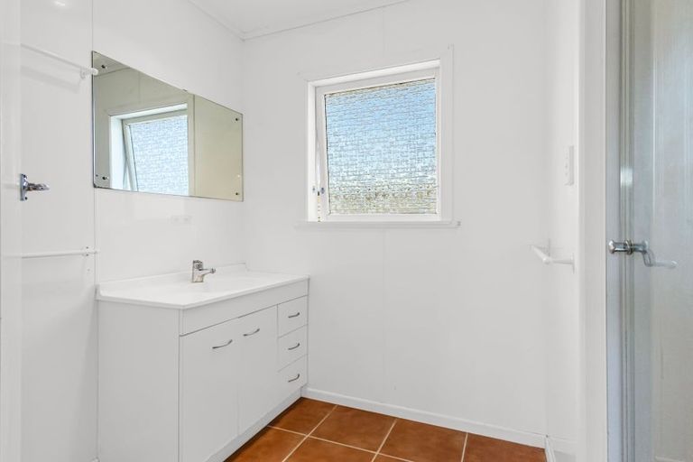 Photo of property in 12 Tasman Street, Havelock North, 4130