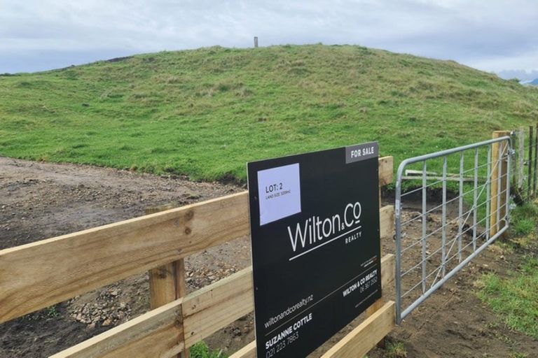 Photo of property in 644 Muhunoa Road West, Ohau, 5570