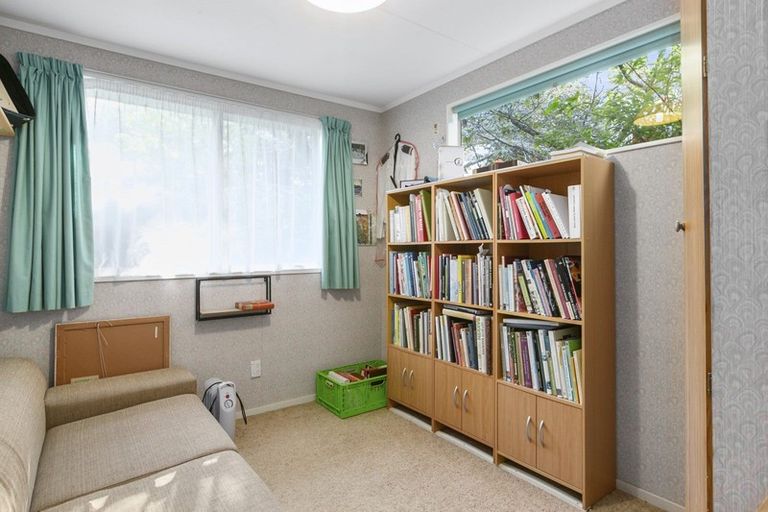 Photo of property in 11 Kilgour Street, Waihola, Milton, 9073