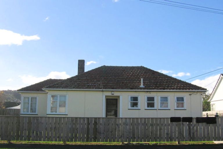 Photo of property in 6 Avery Grove, Boulcott, Lower Hutt, 5011