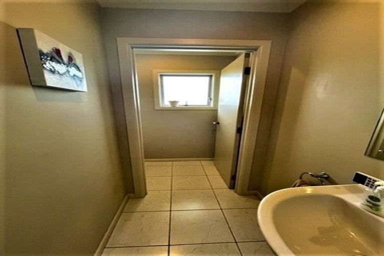 Photo of property in 61a Francis Street, Hauraki, Auckland, 0622